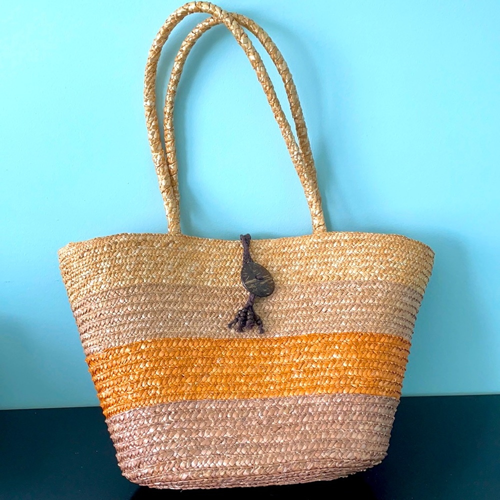 SOLD! Capelli Strawworld Woven Wicker Purse